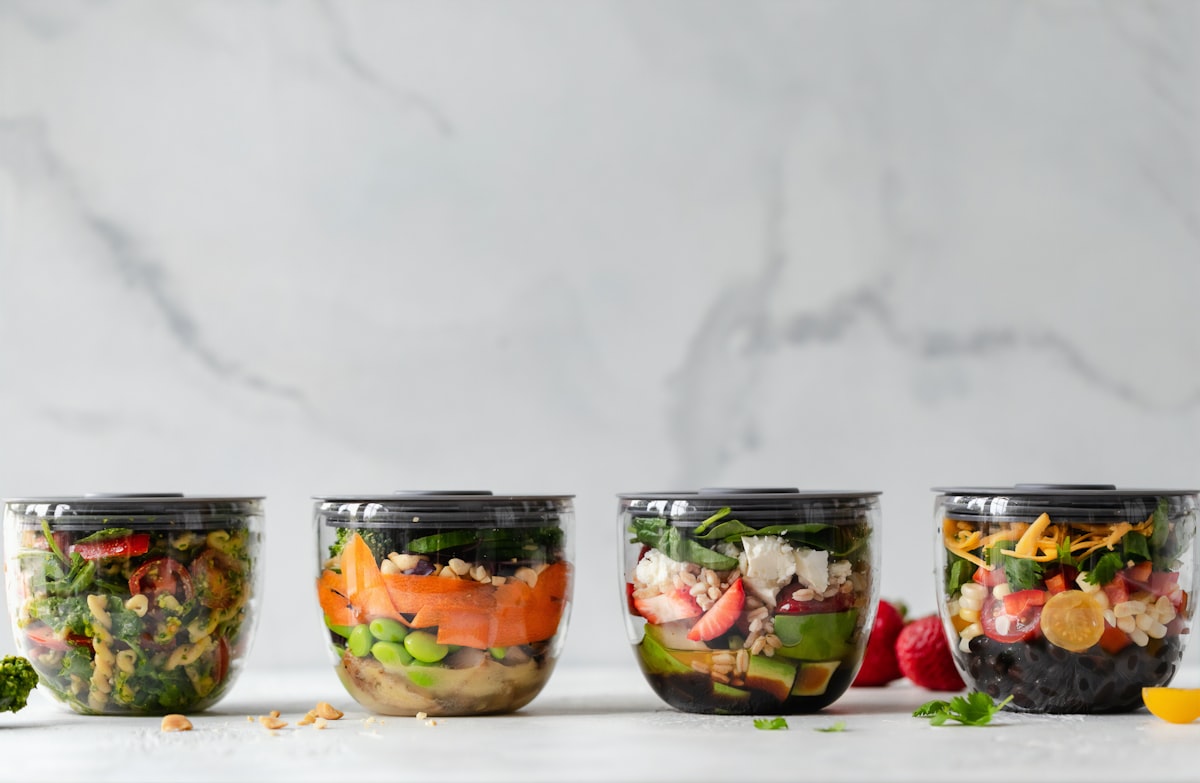 Experto en nutrición asesorando